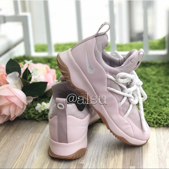 NWT  Nike City Loop Women's Shoe Pink WMNS - Picture 2 of 7